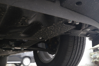 2015款骏派D60 1.8L自动舒适型