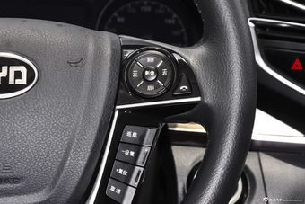 2016款比亚迪宋2.0TID自动旗舰型