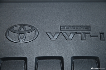 2013款花冠1.6L自动卓越版