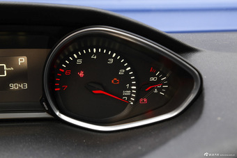 2015款东风标致308S 1.2T自动劲驰版