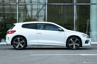 2015款尚酷R 2.0T自动