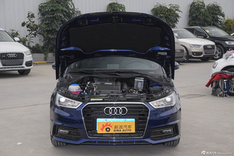 2016款奥迪A1 1.4T 自动30TFSI Sportback S Line运动版