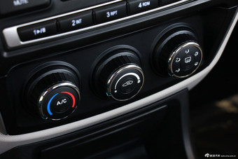 2014款夏利N5 1.3L 手动标准型 到店实拍