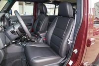 2016款北京BJ40L 2.0T手动四驱尊贵版