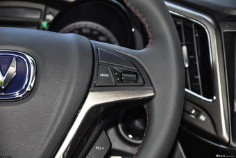 2016款长安CS15 1.5L手动豪华版