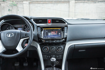 2014款风骏6 2.0T四驱领航型4D20B