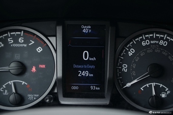 2016款塔库玛3.5L手动标准版