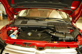 2011款揽胜极光2.0T