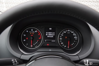 2015款奥迪A3 Sportback 35TFSI 300万纪念智领版