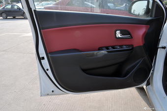 2012款起亚K2 1.4L自动炫酷纪念版两厢图片