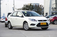 2013款福克斯两厢经典1.8L手动基本型