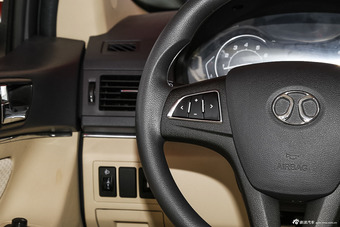 2015款 绅宝D20 1.5L自动三厢乐尚版