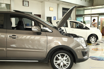 2014款长安CX20 1.4L手动运动版