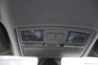 2015上海车展：奔腾B90