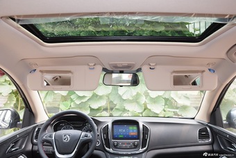 2015款宝骏560 1.8L