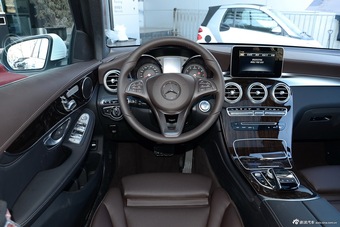 2016款奔驰GLC260 2.0T自动4MATIC豪华型