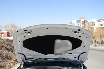 2016款宝马3系 1.6T自动316Li时尚型