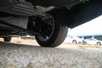 2016款科鲁兹1.5L自动时尚天窗版