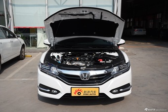 2015款思铂睿2.0L典藏版