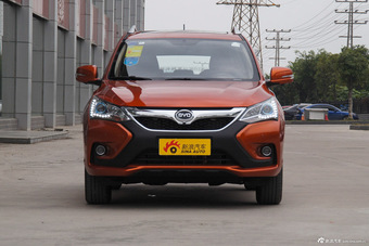 2016款比亚迪宋1.5TI手动尊贵型