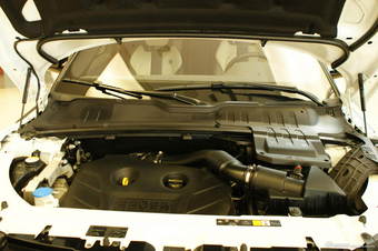 2011款揽胜极光2.0T五门耀致版图片