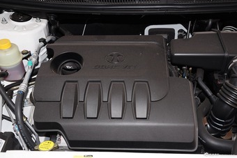 2015款绅宝D20三厢1.3L手动乐活版