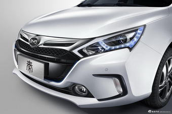 2014款比亚迪秦官方图