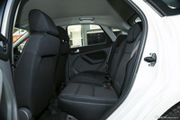 2013款福克斯两厢经典1.8L手动基本型