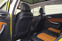 2016款比亚迪宋2.0TID自动尊贵型