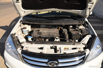 2015款长城C30 1.5L自动舒适型