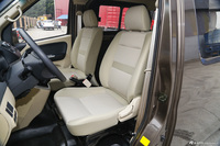 2016款睿行M90 2.0L手动标准型平顶掀背门