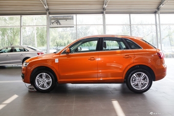 2013款奥迪Q3 35TFSI quattro四驱技术型图片