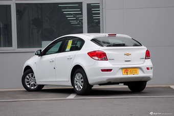 2015款科鲁兹掀背1.6L手动舒适型