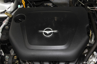 2014款海马M8 2.0L自动舒适型