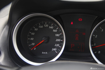 2014款翼神竞速版1.8L CVT舒适型