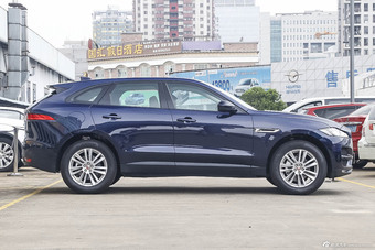2016款捷豹F-PACE 2.0T自动R-SPORT运动版