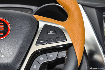 2016款比亚迪元1.5L手动豪华型