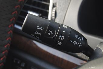 2015款哈弗H6运动版1.5T手动四驱精英型