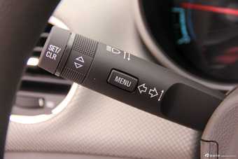 2012款科鲁兹1.6SE手自一体舒适版