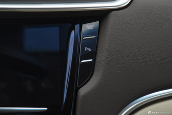 2015款XTS 2.0T自动28T舒适型