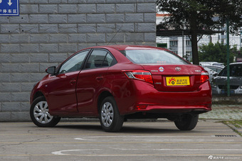 2014款威驰1.5L自动智臻版