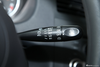 2013款雨燕1.5L自动运动型