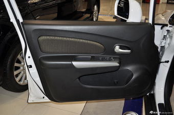 2014款启辰R50X 1.6L手动版