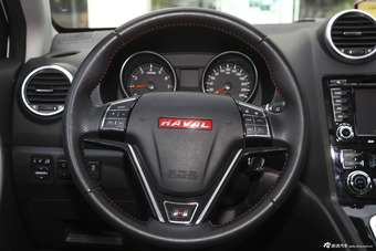 2015款哈弗H6升级版1.5T手动两驱尊贵型