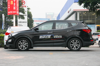 2013款改款全新胜达 2.0T 自动四驱顶级型