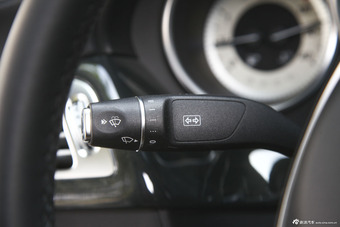 2015款奔驰CLS260 2.0T自动