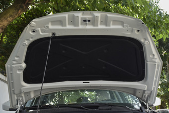 2015款绅宝D50 1.5L CVT标准超值导航版