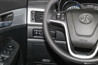 2016款北汽绅宝X55 1.5T自动CVT舒适版