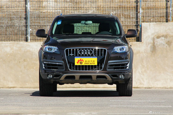 2014款奥迪Q7 35TFSI越野型