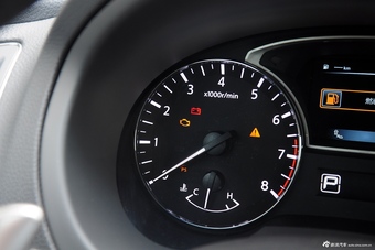 2015款天籁2.5L XL Upper欧冠科技版